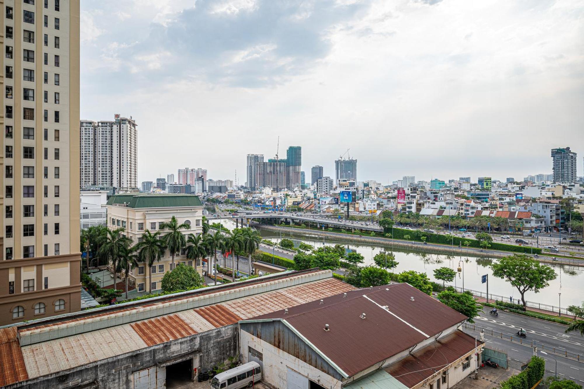 Double N Apartment - Netflix Tv, 5 Mins To Ben Thanh Market Ho Chi Minh City Exterior photo